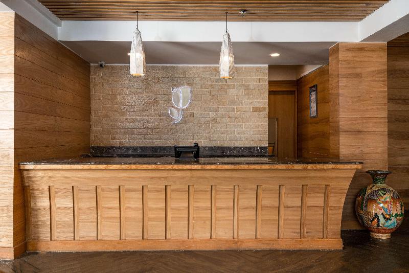 فندق Country Inn & Suites By Radisson, Sonamarg