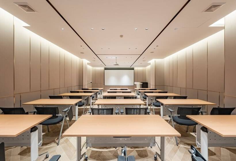 Hotel Holiday Inn Express Shanghai Expo Centre, An Ihg