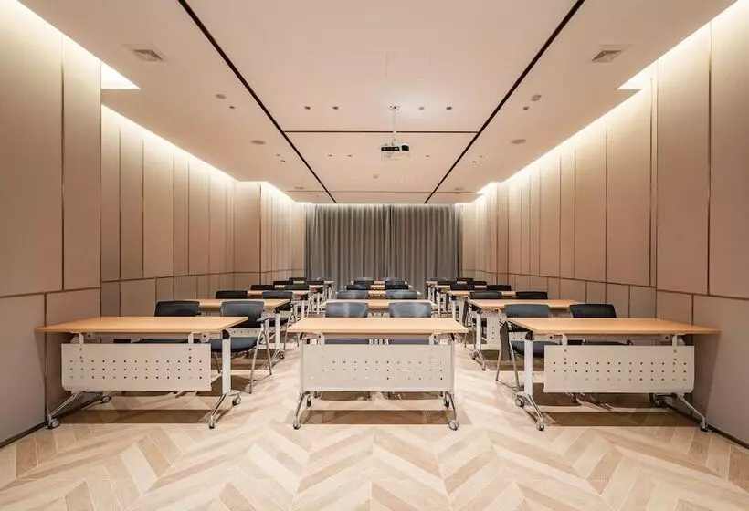 Hotelli Holiday Inn Express Shanghai Expo Centre, An Ihg