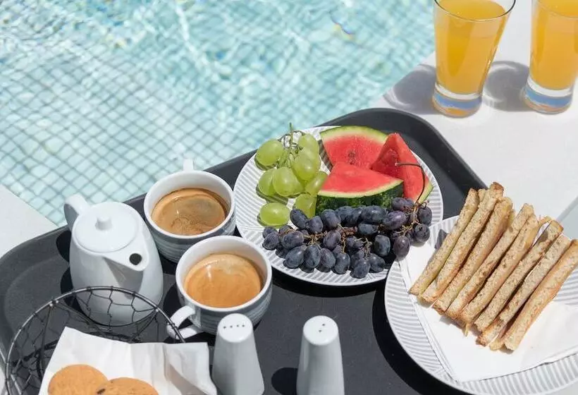 Hotelli Karat Suites