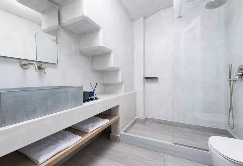 Hotelli Karat Suites