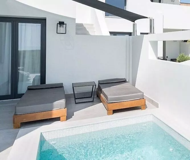 Hotelli Karat Suites