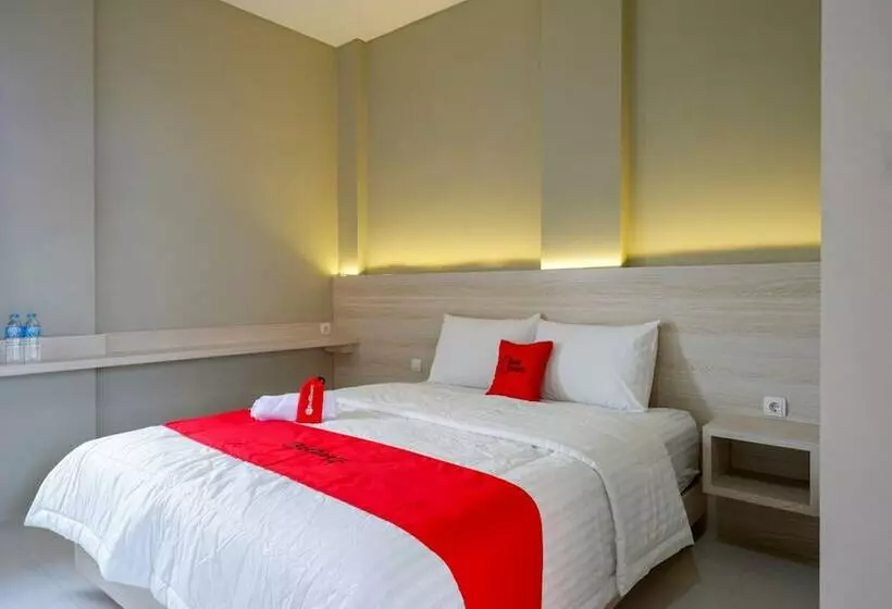 Hotelli Reddoorz Syariah Near Prpp Semarang