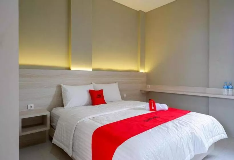 Hotelli Reddoorz Syariah Near Prpp Semarang