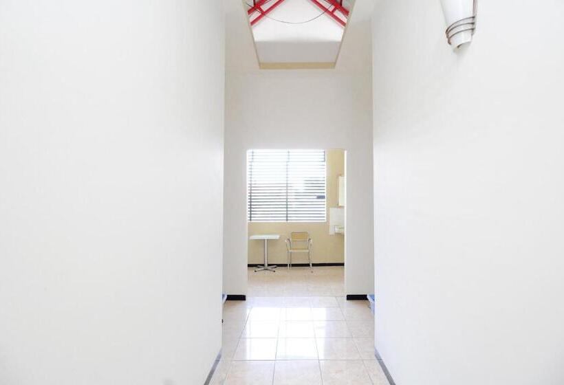 فندق Reddoorz Syariah Near Prpp Semarang