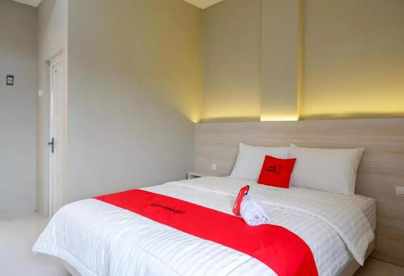 Hotelli Reddoorz Syariah Near Prpp Semarang