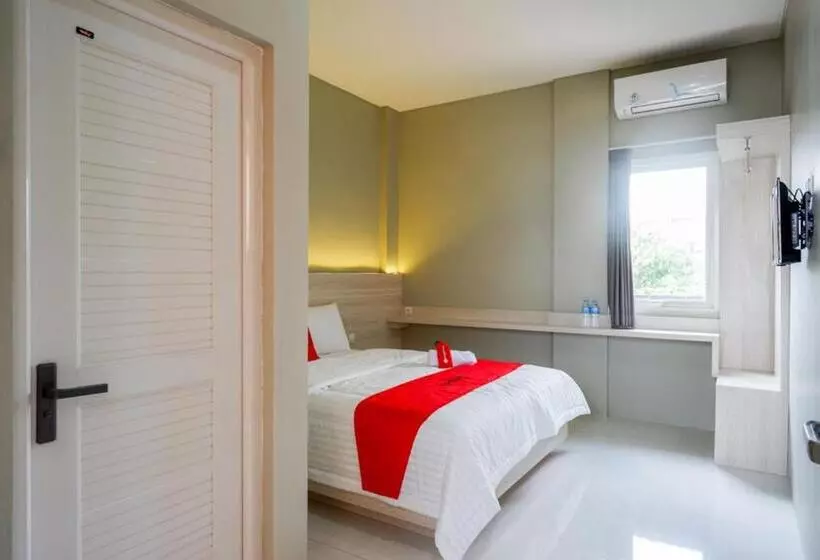 Hotelli Reddoorz Syariah Near Prpp Semarang