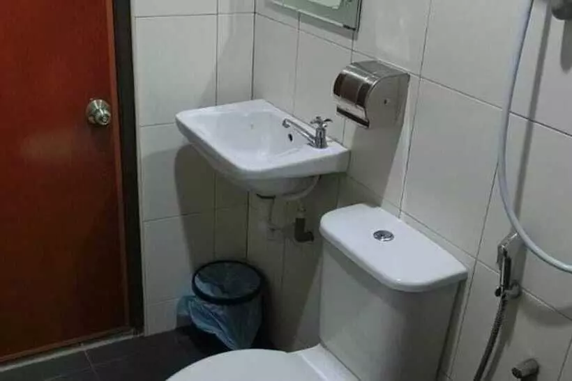 هتل Stay Inn