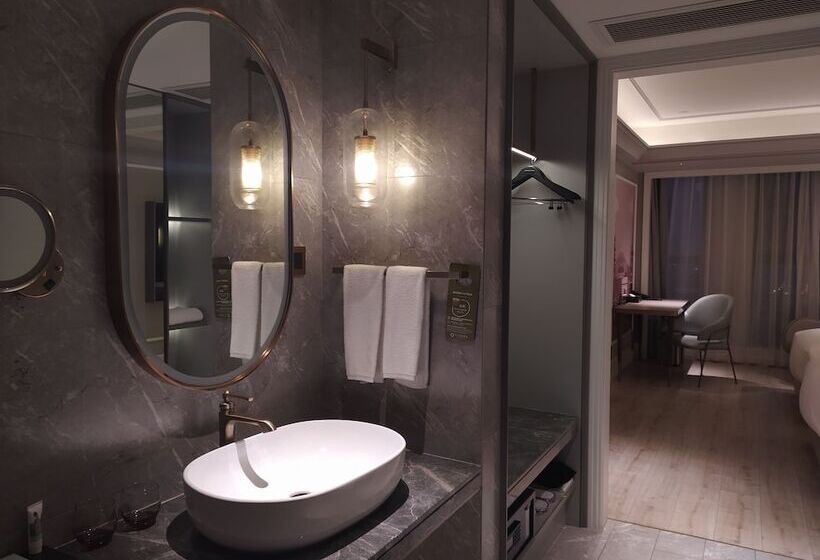 Отель Mercure Hangzhou East Railway Station