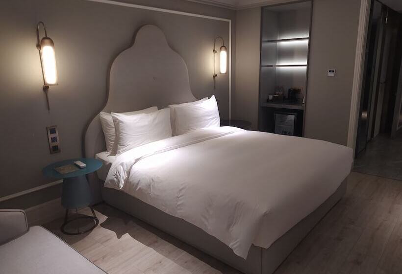 Отель Mercure Hangzhou East Railway Station