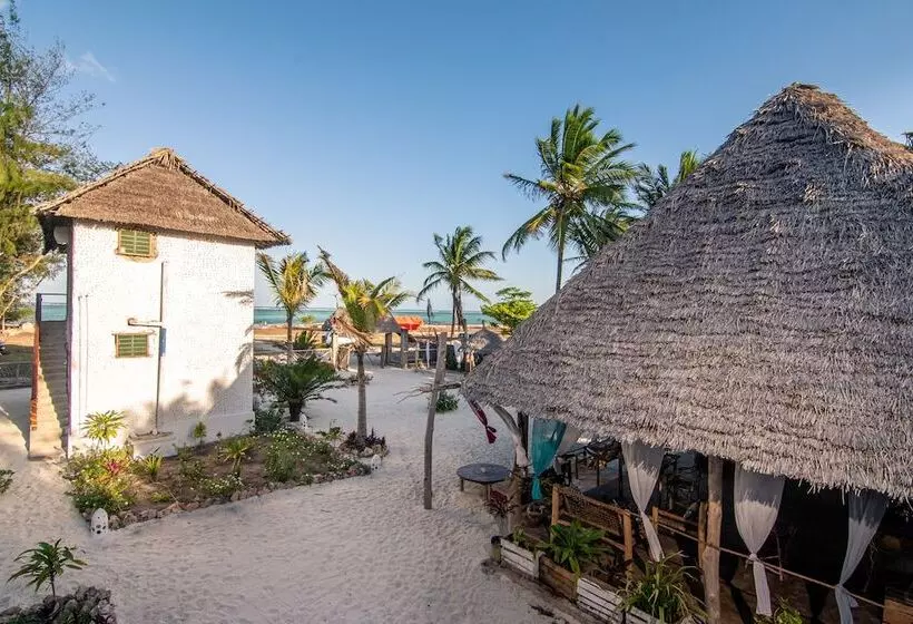 ホテル Kusini Beach Villas