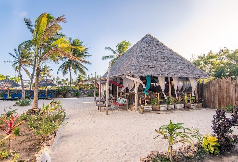 Отель Kusini Beach Villas