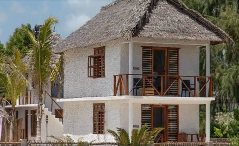 Отель Kusini Beach Villas