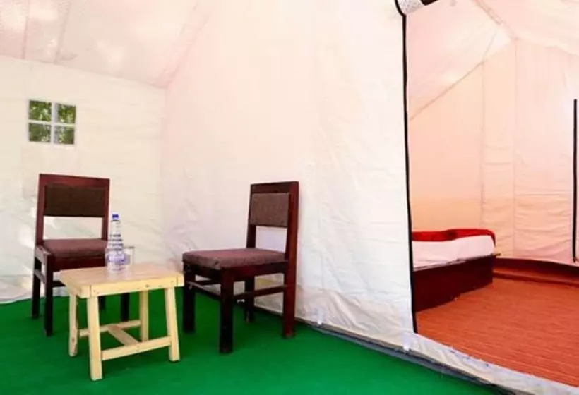 ホテル Ladakh Tarrain Camp