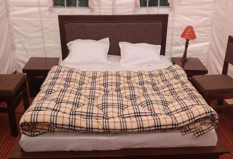ホテル Ladakh Tarrain Camp