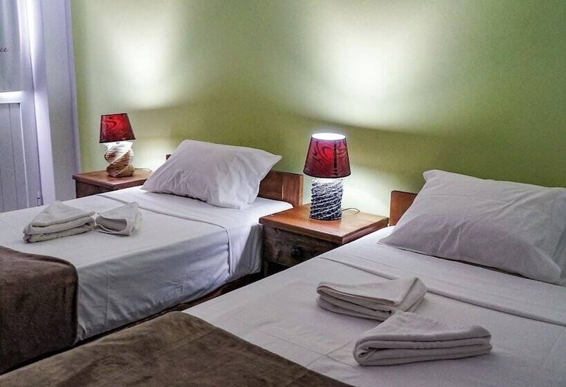 پانسیون Pousada Green Place