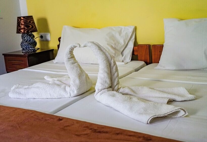 پانسیون Pousada Green Place