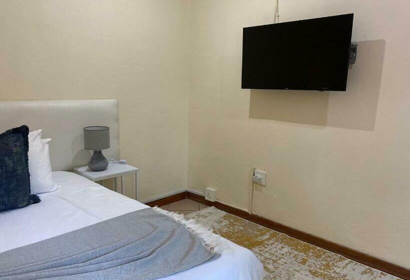 بنسيون The Brook Villa