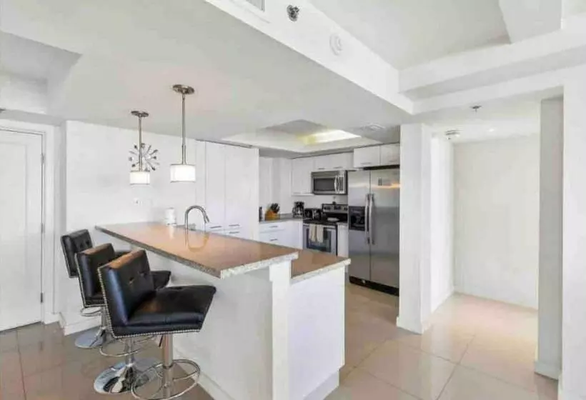 Bahia Mar Solare Tower 6th Floor Oceanview Condo 3bd 3ba W Pools