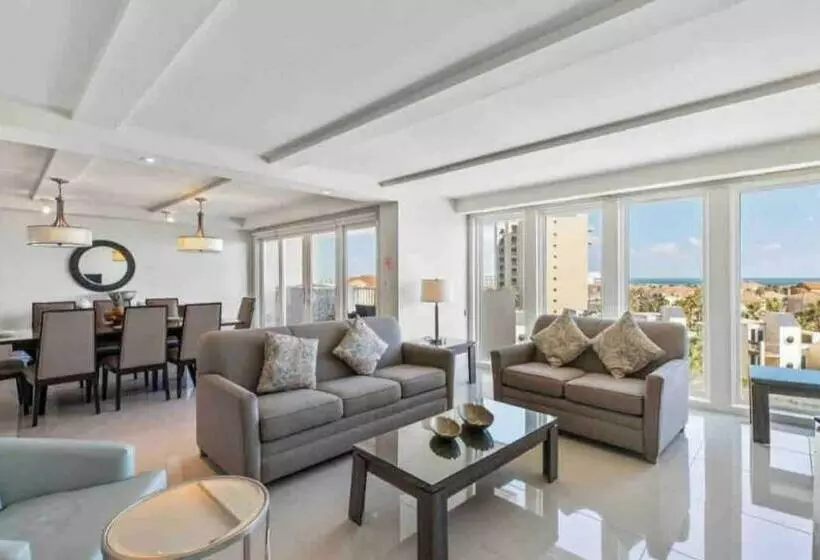 Bahia Mar Solare Tower 6th Floor Oceanview Condo 3bd 3ba W Pools
