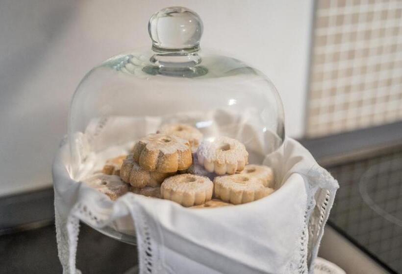 Bed and Breakfast La Casa Di Valeria   Modena