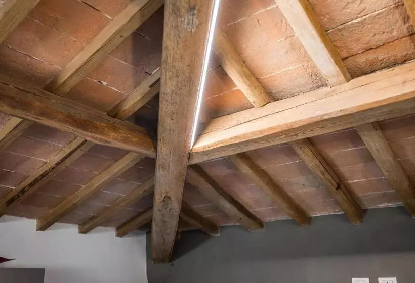 تختخواب و صبحانه La Casa Di Valeria   Modena