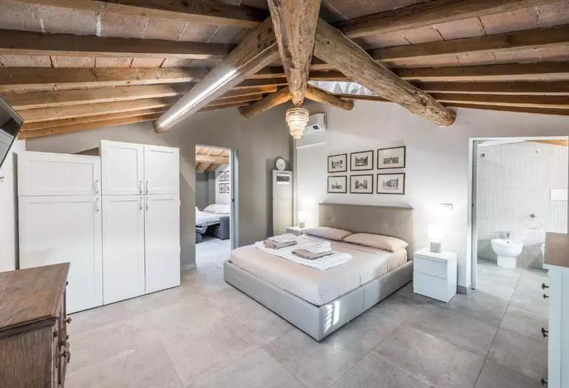تختخواب و صبحانه La Casa Di Valeria   Modena