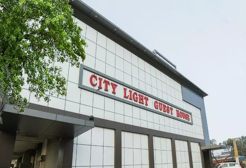 ホテル Collection O 85894  City Light Guest House