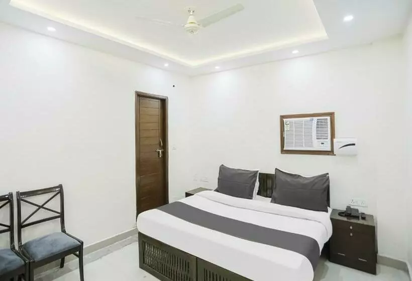 ホテル Collection O 85894  City Light Guest House