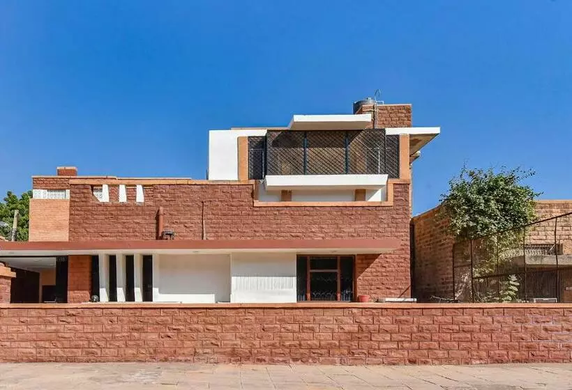 ホテル Oyo 83673 The Bungalow 21