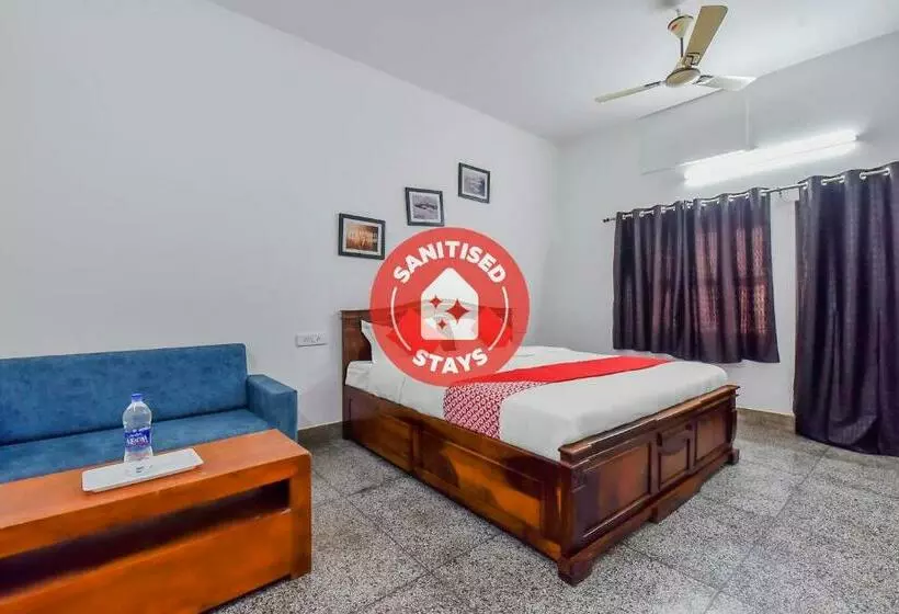 ホテル Oyo 83673 The Bungalow 21