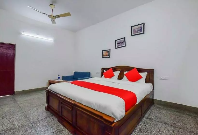 ホテル Oyo 83673 The Bungalow 21