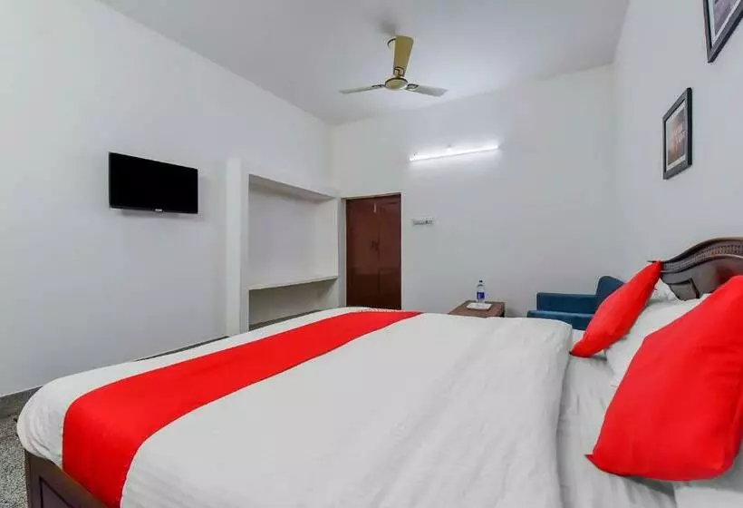 ホテル Oyo 83673 The Bungalow 21