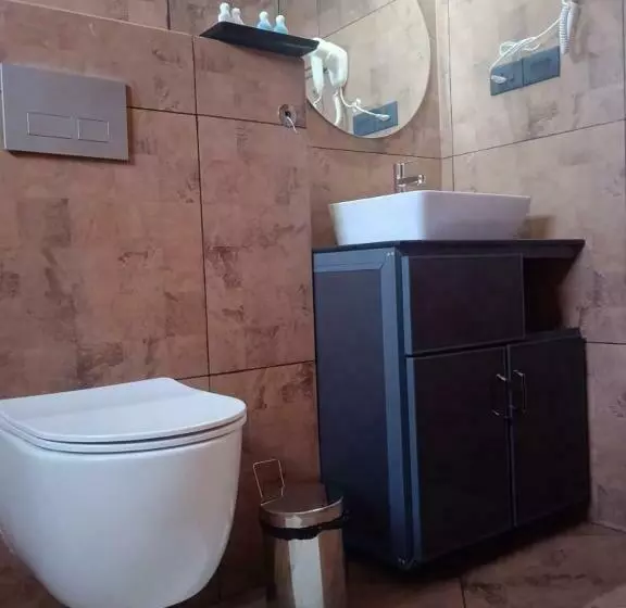 Hotelli Sreevalsam Residency Kulanada