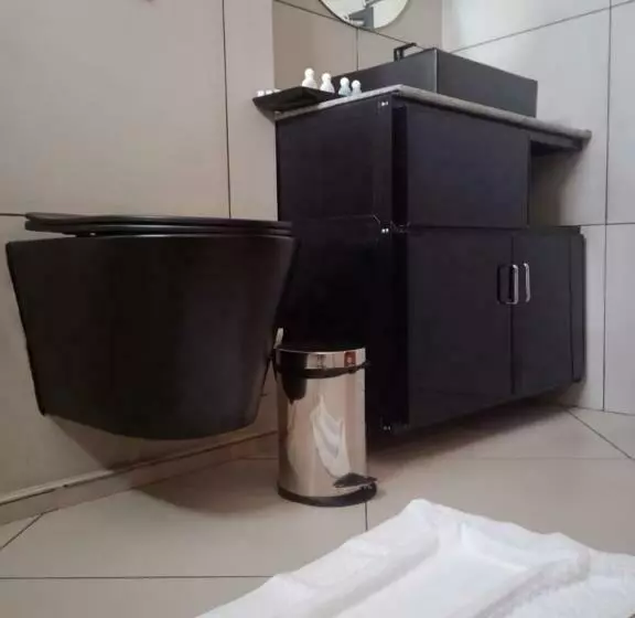 Hotelli Sreevalsam Residency Kulanada