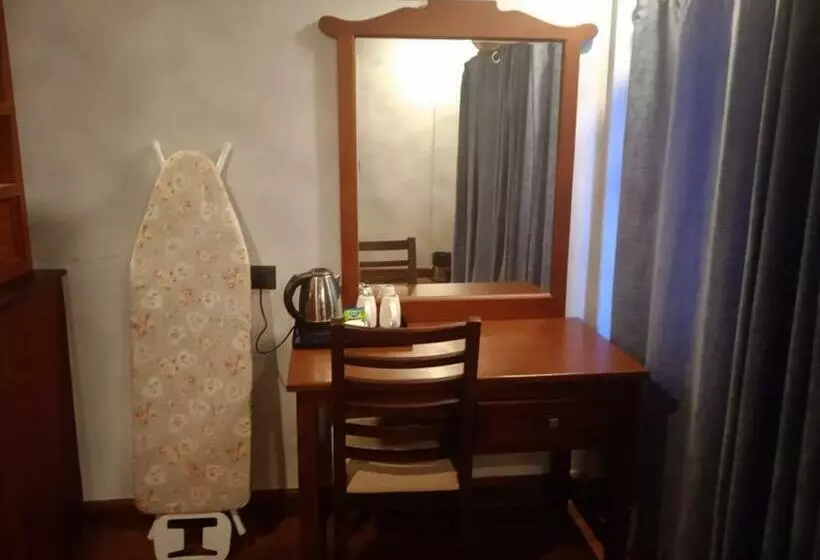 Hotelli Sreevalsam Residency Kulanada
