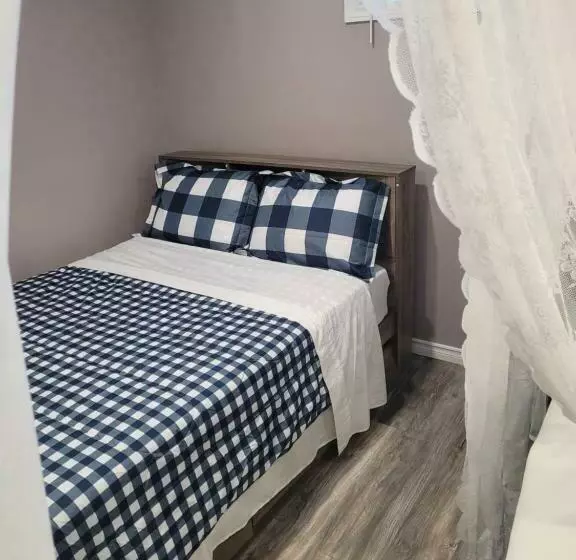 Majatalo Adorable Studio Basement Suite In South Barrie