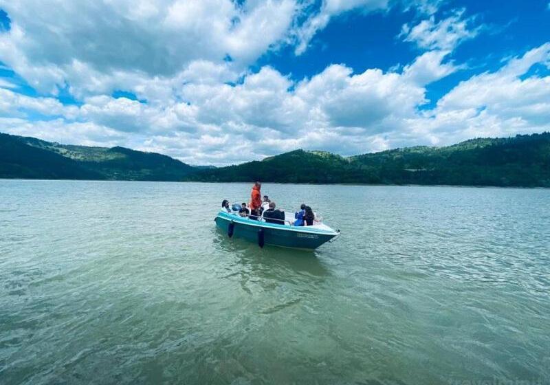 פנסיון Mountain View Ceahlau