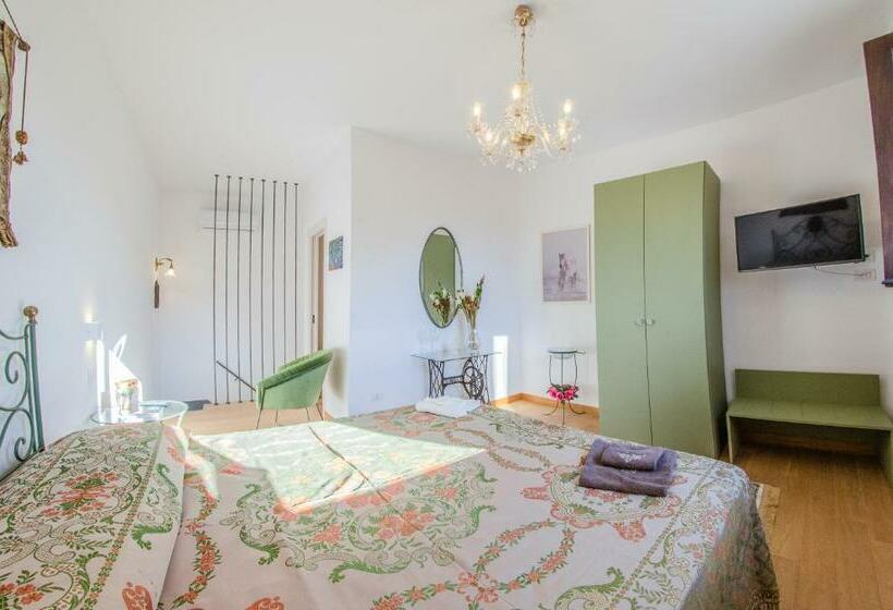 פנסיון Suite Vittorio Veneto