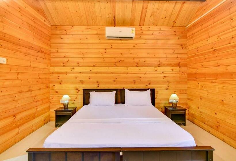 ホテル Oyo 85974 Kings Suits