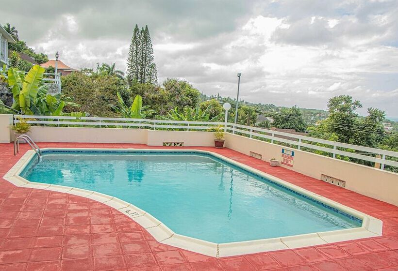 پانسیون The Whytehouse Villa