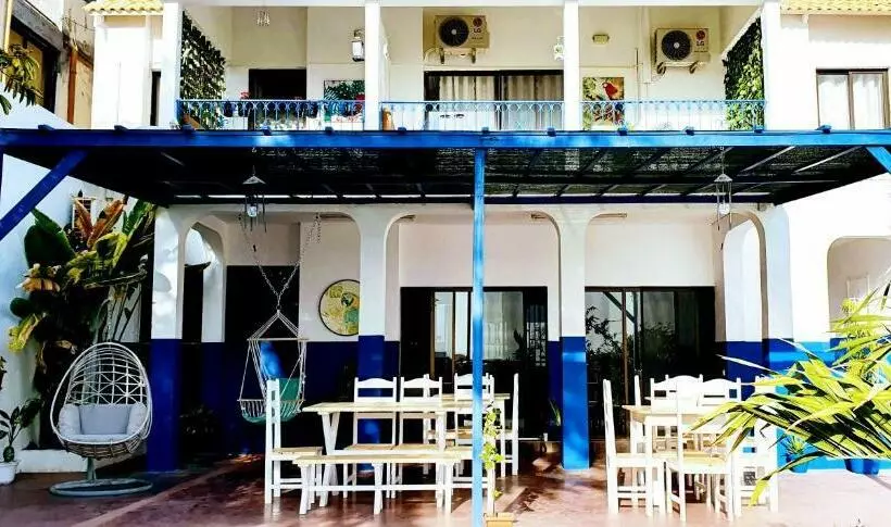 تختخواب و صبحانه Kelly Guest House
