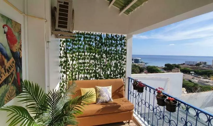 تختخواب و صبحانه Kelly Guest House