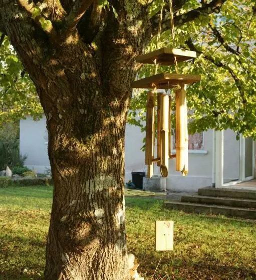 ベッドアンドブレックファースト La Montagne Sud