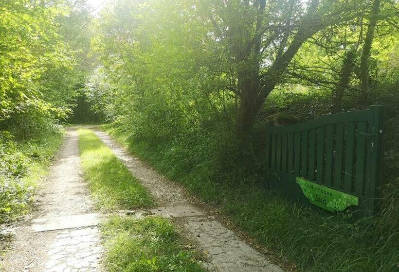 مبيت وإفطار La Montagne Sud