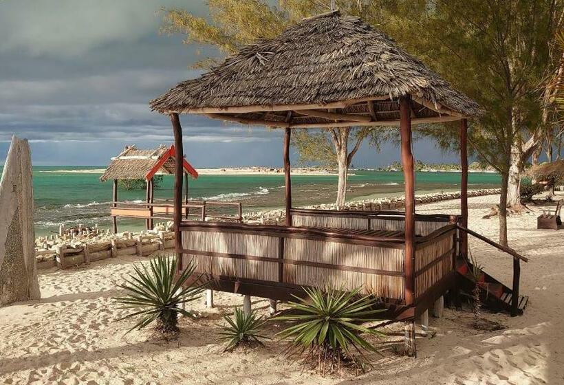 هتل Ecolodge Du Menabe