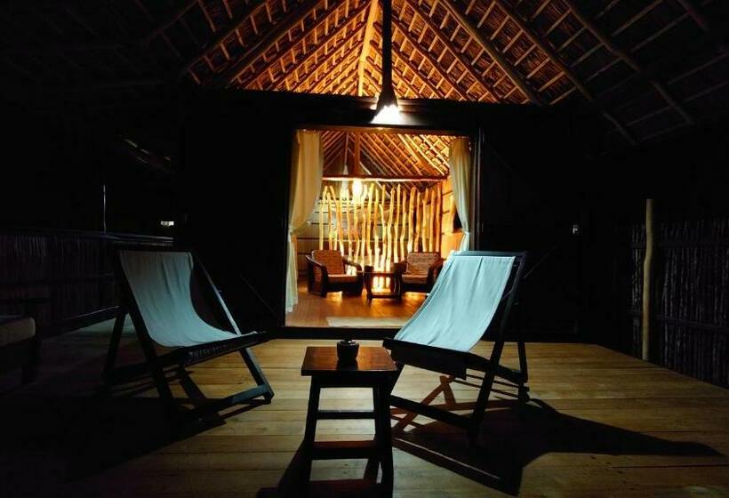 هتل Ecolodge Du Menabe