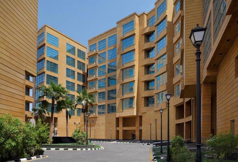 Отель Marriott Executive Apartments Al Khobar