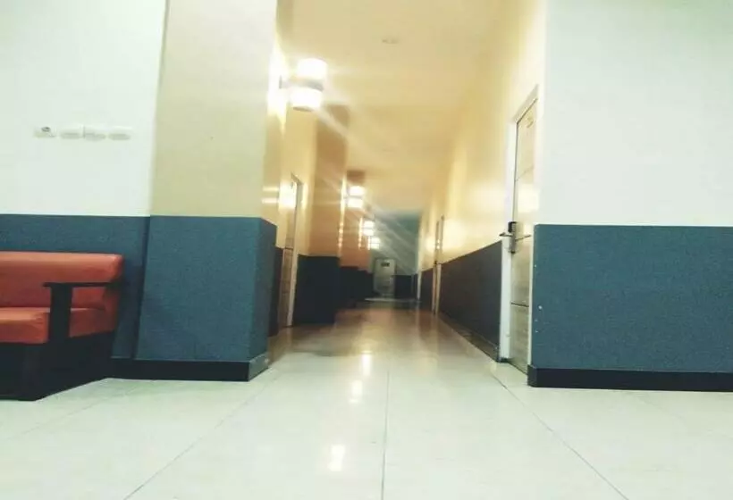 ホテル Penginapan Anak Raja  Sampit Syariah