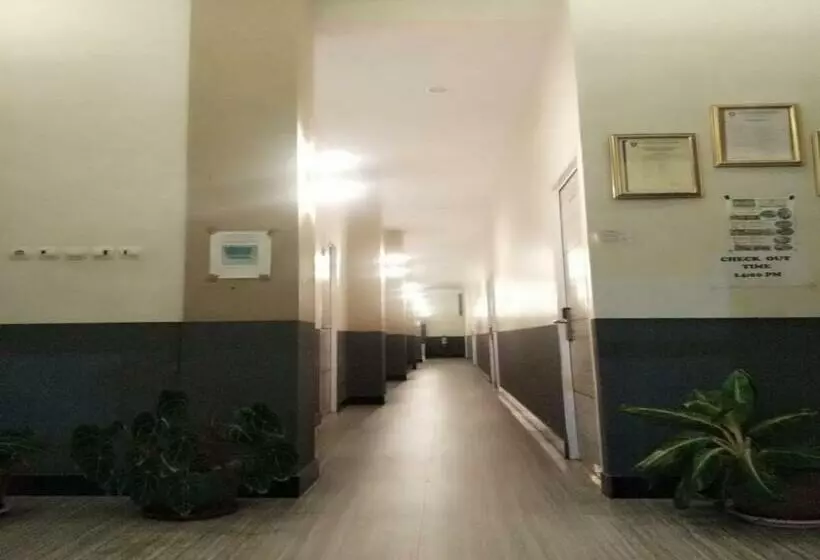 ホテル Penginapan Anak Raja  Sampit Syariah